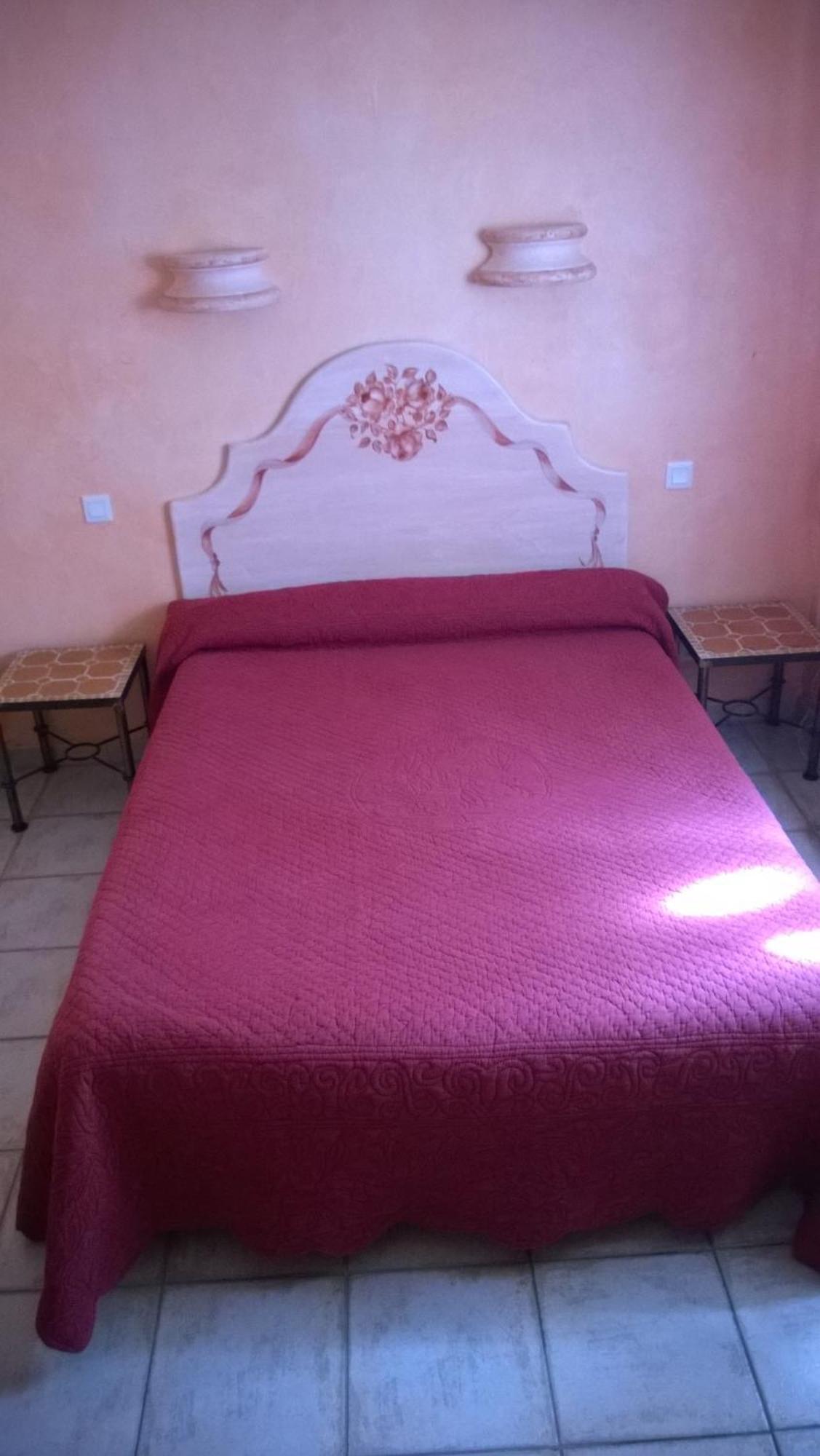 Hotel Les Cavalets Bauduen Habitación foto
